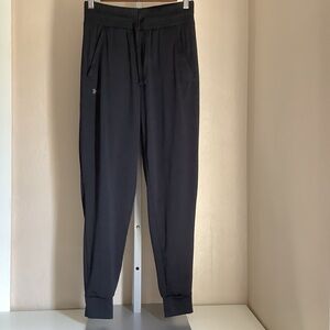 Under Armour Women’s Jogger Pants Size XS